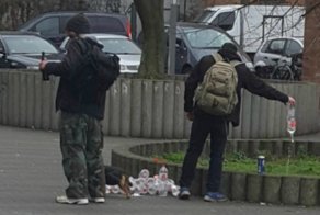 Немецкие безработные научились "превращать" воду в пиво