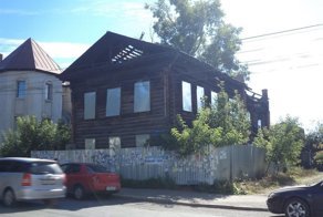 Как возродить дом из пепла и заработать на нем