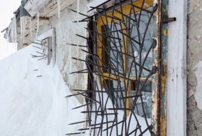 Защита на окнах - готовимся к зомбиапокалипсису?