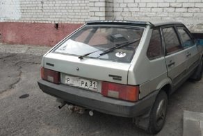 Аккумулятор этого гражданина в безопасности, в отличие от всей машины