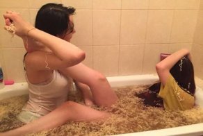 15 девушек, которые развеселят любого нелепостью своего поведения