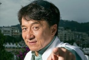 Спал с десятком проституток и не контролировал гнев: Джеки Чан поделился подробностями своей жизни