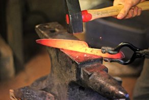 Необычные ножи сделанные из огнестрельного оружия