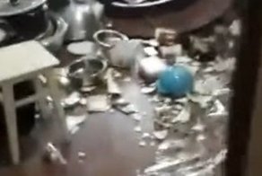 Изменившая мужчине жена разгромила его квартиру после развода