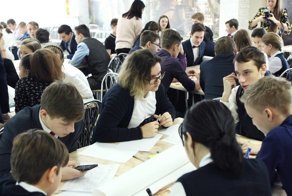 Ученик создал профсоюз школьников, и директор назвала его экстремистом