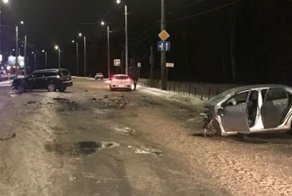 Авария дня. В Иваново у Тойоты оторвало "морду"
