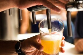 Карьера неудачника: с завода в пивнушку