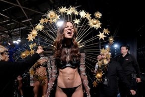 Трансгендер доказала Victoria’s Secret, что способна продать самый дорогой бюстгальтер бренда
