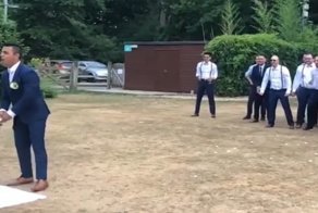 Если бы свадебный букет ловили друзья жениха