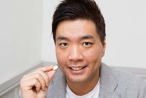 38-летний мужчина утверждает, что он в течение 3 месяцев питается только мятными конфетами и воздухом