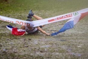 Французский бегун показал, как не стоит праздновать победу