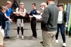 Астронавт НАСА показал, как учится ходить после возвращения с орбиты