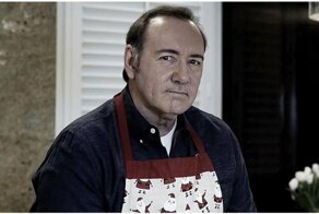 Не прогнулся: первое обращение Кевина Спейси к фанатам после обвинений в сексуальных домогательствах