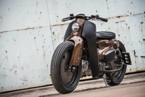 Кастом-скутер Honda Super Cub: экономично со стилем