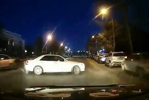 Решил не тормозить и проучить дрифтера