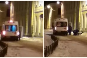 Пьяный мужчина избил врача скорой помощи, когда тот хотел ему помочь