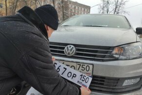 Как автовладельцы борются с передвижными камерами ГИБДД