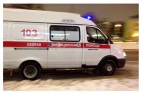 Седьмые роды, выбитый шампанским глаз и другие поводы вызывать Скорую на Новый год