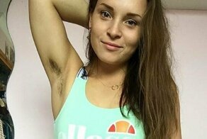 Студентка организовала кампанию за женскую волосатость