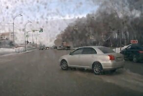 Скорая с маленьким пациентом попала в ДТП в Новосибирской области