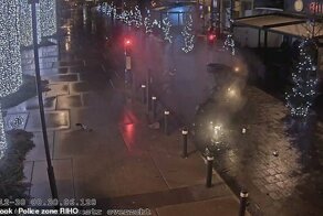24-летний пьяный водитель Audi влетел в ограничительный столб, уходя от погони