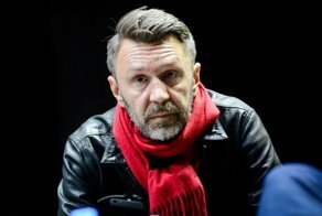 «Он мелет чушь»: Шнуров снова посвятил стихи Милонову