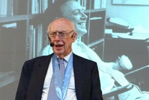 Нобелевский лауреат объявил, что негры глупее белых, и лишился за это всех регалий