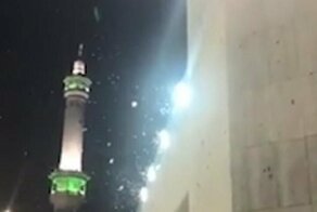 Священную Мекку накрыли полчища саранчи