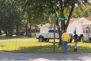 Домовладелец отгородился от буйных детей электроизгородью