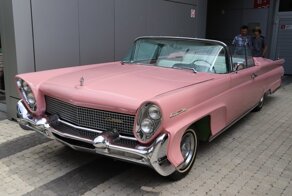 Lincoln Continental Mark V (1960)