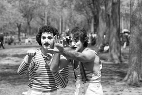 Привет из прошлого: мим со знакомым лицом