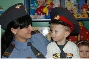 4-летний мальчик вызвал полицию, чтобы избавиться от своих родителей