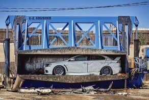 Mitsubishi Evolution Final Edition пустили под пресс