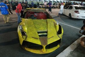 В Малайзии появилась копия суперкара LaFerrari из металла