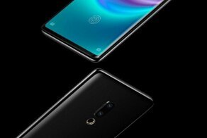 Meizu представила смартфон без разъемов. Вообще без разъемов