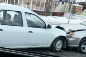 Авария дня. Бензовоз скрылся с места ДТП