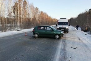 Авария дня. В Свердловская области женщина не справилась с управлением и устроила ДТП