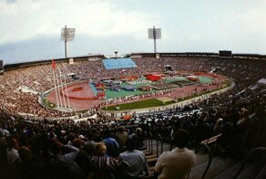 Очередная подборка снимков из архива "Огонька"