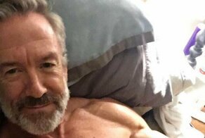 Даст фору молодым: 60-летний отец четверых детей стал бодибилдером