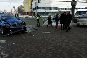 Авария дня. В Саранске из-за столкновения двух авто пострадали несколько пешеходов