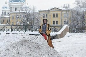 Половина Киркорова: в Петербурге высоту сугробов измерили королём эстрады
