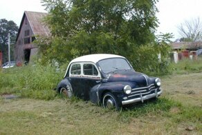 Как умирающий Renault 4CV 1958-го года превратился в прекрасного лебедя