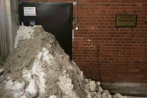 Снежный бунт россиян: в стране начали закапывать управляющие компании