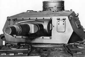 Перейти линию фронта, угнать командирский танк, вернуться обратно