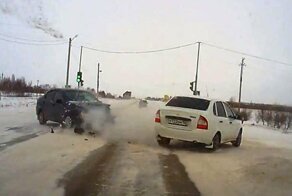 Авария дня. Светофор для красоты