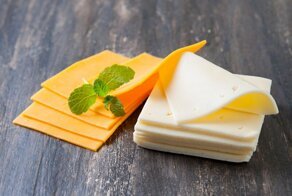 Сыр без сыра: в Роскачестве рассказали, как правильно выбрать плавленый 