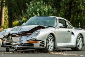 Разбитый при транспортировке Porsche 959 все же умудрились продать
