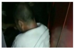 В Подмосковье спасли мужчину, зажатого между электричкой и платформой