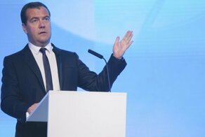 Дмитрий Медведев: чтобы бороться с бедностью, надо понять тех, кто так живет