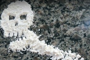 Закладка наркотиков: как желание поднять легкие деньги может разрушить жизнь в молодости